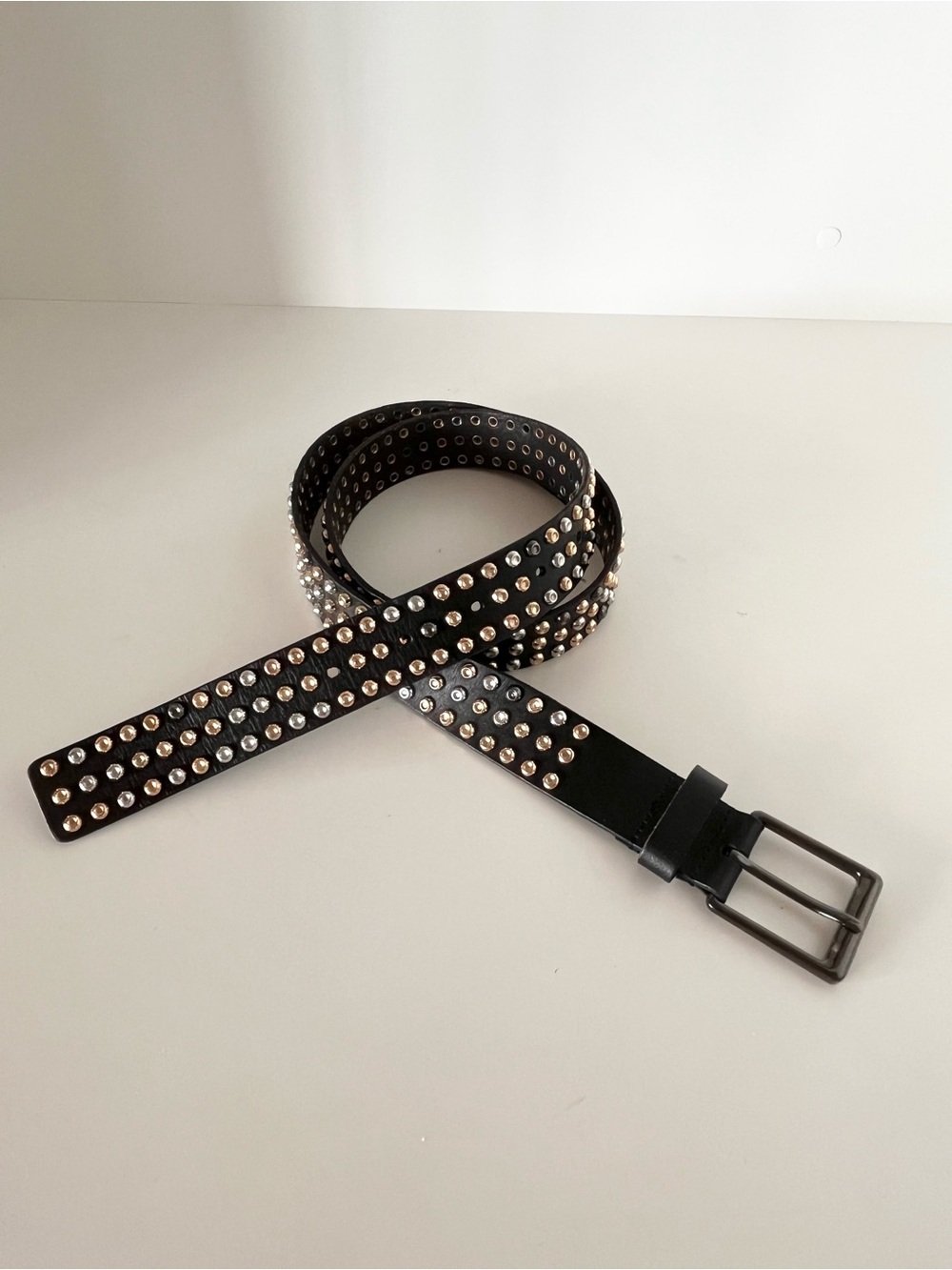 PRISTINE CAbi Studded Leather Belt Black & Sparkle Mixed Metal Studs XL - Picture 4 of 16